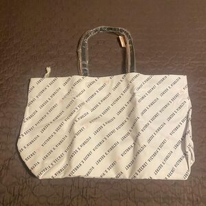 NWT Victoria's Secret Large Tote Bag